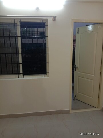 Room in 3 BHK Apartment at SLS Splendor, Bellandur – for Rent