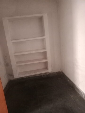 Room in 2 BHK Villa at Aliganj – for Rent