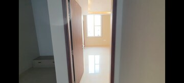 Building Lobby in 3 BHK Builder Floor at RWA Apartments Sector 40, Sector 40 – for Rent