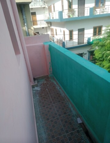 Balcony in 2 BHK Independent House at Aliganj – for Rent