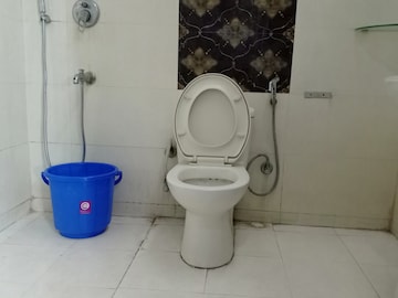 Bathroom in 2 BHK Apartment at Malviya Nagar – for Rent