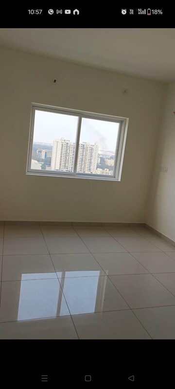 Room in 3 BHK Apartment at Vajram Newtown, Thanisandra Main Road – for Sale