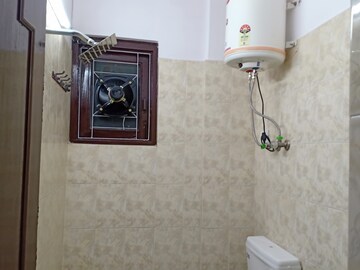 Furnished Amenities in 1 BHK Apartment at Khirki Extension – for Rent