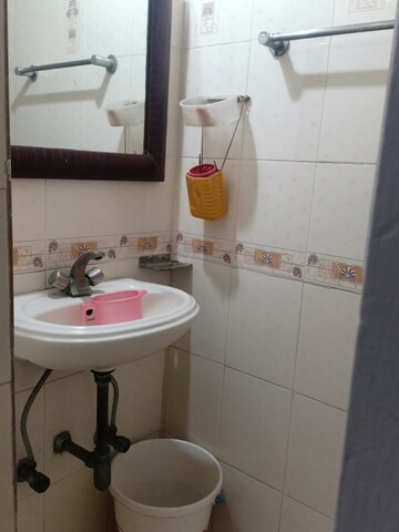 Bathroom in 1 BHK Apartment at Saket – for Rent