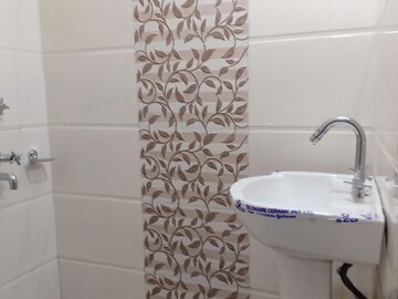 Bathroom in 1 BHK Apartment at Khirki Extension – for Sale