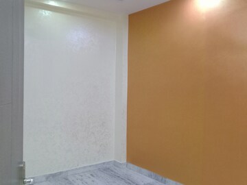 Room in 1 BHK Apartment at Khirki Extension – for Rent