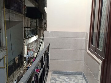 Balcony in 1 BHK Apartment at Khirki Extension – for Rent