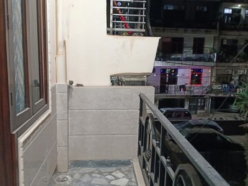 Balcony in 1 BHK Apartment at Khirki Extension – for Rent