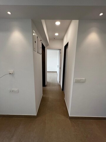 Room in 2 BHK Apartment at Kanakia Silicon Valley, Powai – for Sale