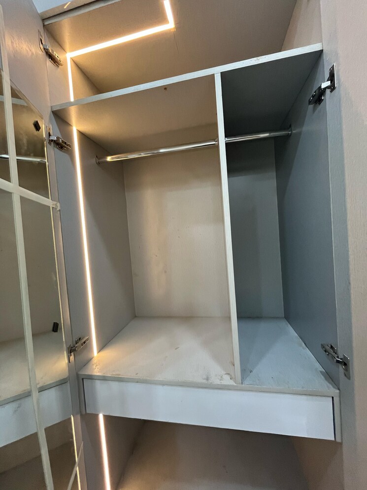 Bathroom, ansal-sushant-apartments 2 Bedroom 1435 Sq.Ft. Builder Floor In Sushant Lok I Gurgaon 8264000