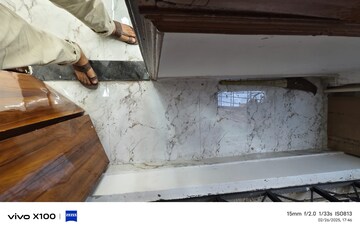 Balcony in 2 BHK Builder Floor at Shaheen Bagh – for Sale