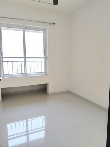 Room in 2 BHK Apartment at Marathon Nexzone, New Panvel – for Rent