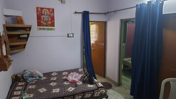 Bedroom in 1 BHK Apartment at Mahmoorganj – for Sale