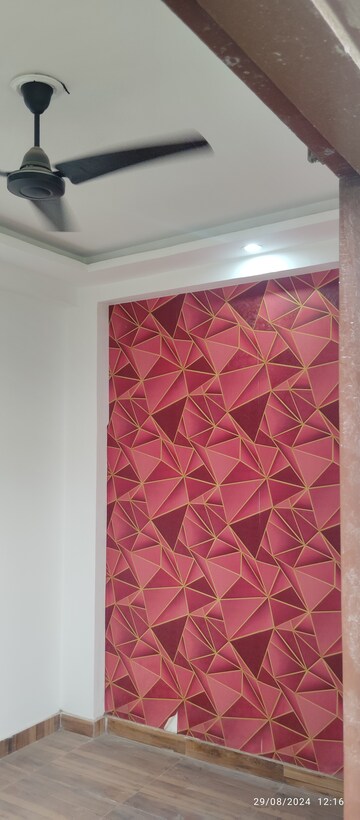 Room in 2 BHK Builder Floor at Sadullahabad – for Sale