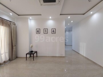 Room in 3 BHK Apartment at Arihant South Winds, Sector 41 – for Sale