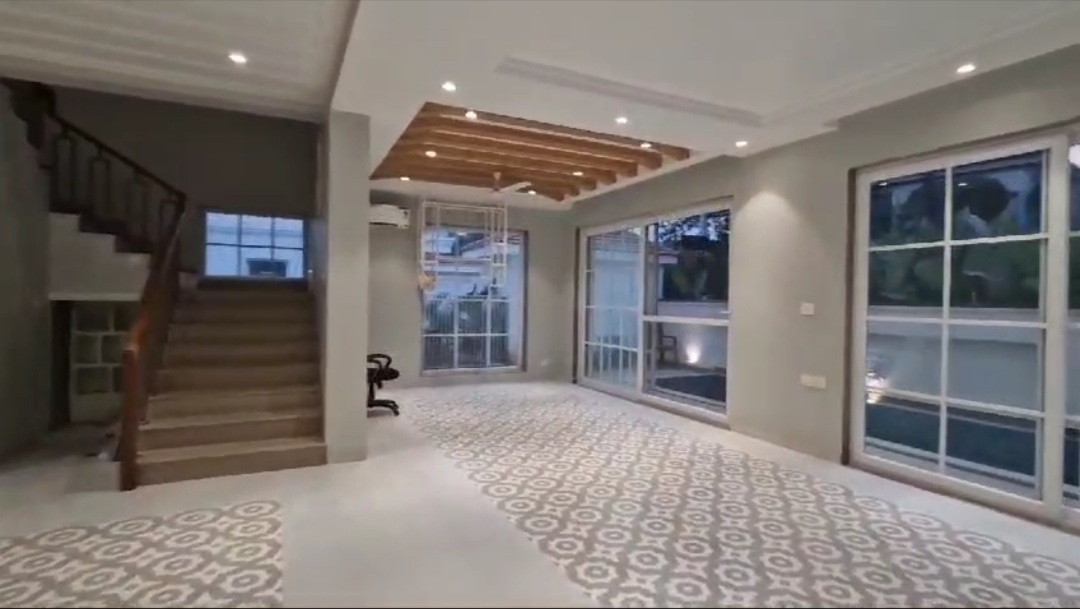 4 BHK + Servant Room Villa For Sale in Morjim