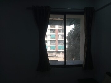 Room in 3 BHK Apartment at Motera – for Rent