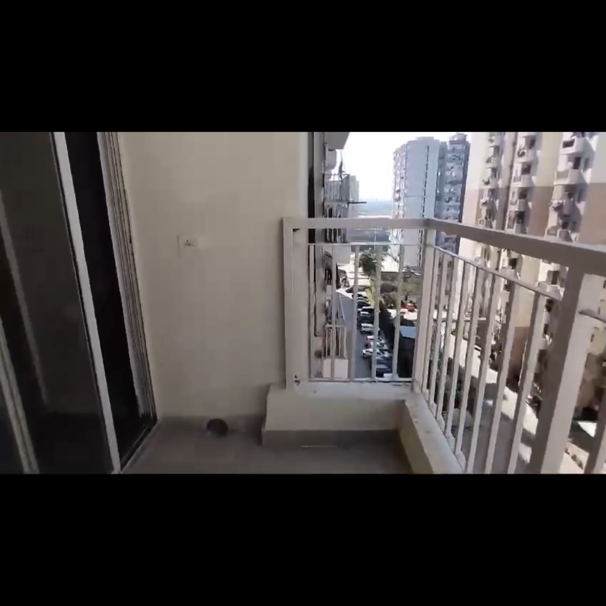 2 BHK + Extra Room Apartment For Sale in VVIP Addresses