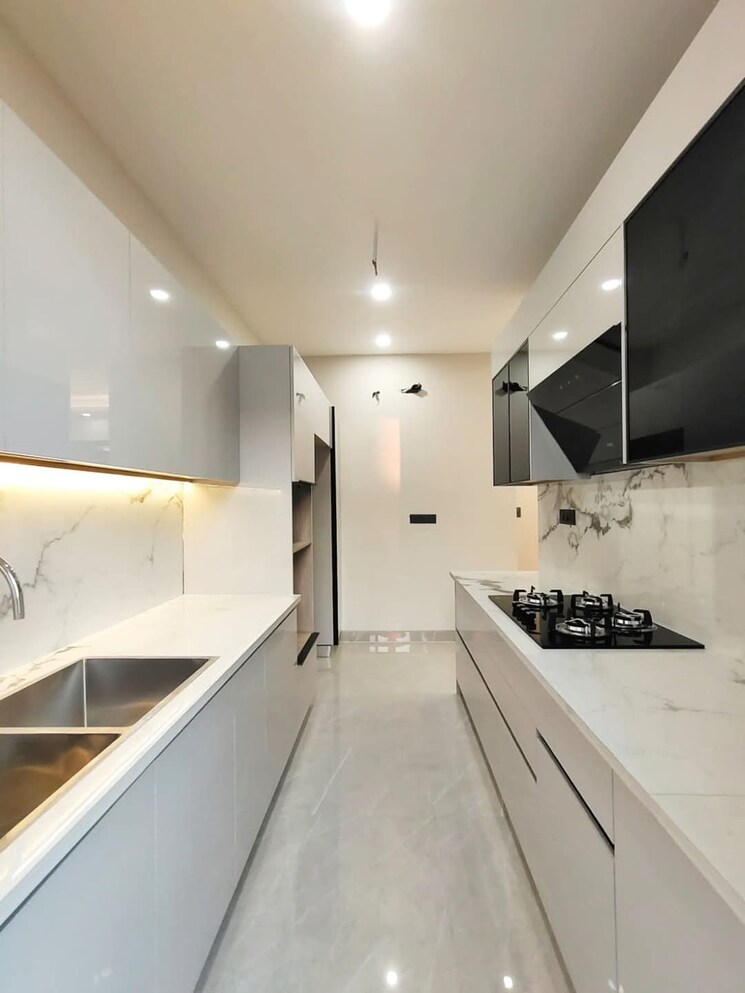 Kitchen, emaar-the-palm-drive-the-premier-terraces 3 Bedroom 1950 Sq.Ft. Apartment In Sector 66 Gurgaon 8264274