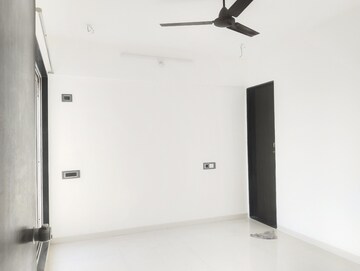Room in 2 BHK Apartment at KT Sai View, Khanda Colony – for Rent