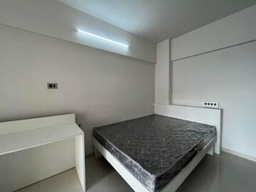 Studio Apartment For Rent in Brahma Waterbay, Kalyani Nagar