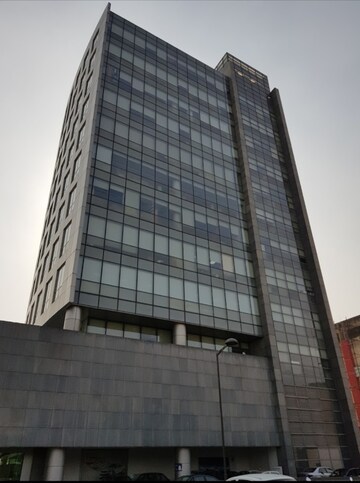  Office Space For Rent in Vatika City Point, Sector 25