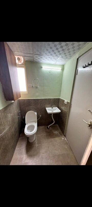 Bathroom in 2 BHK Apartment at Suncity Avenue 76, Sector 76 – for Sale