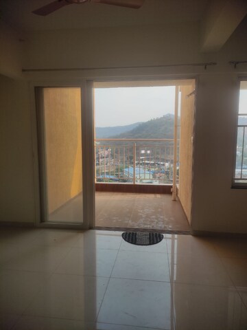 Room in 2 BHK Apartment at Kolte Patil R1 Life Republic, Hinjewadi – for Rent