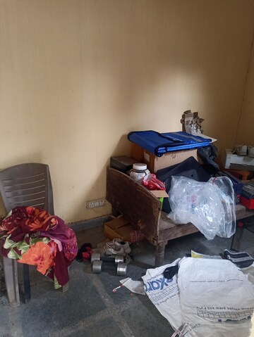 Master Bedroom in 2 BHK Independent House at Ansal Plaza Sector-23, Sector 23 – for Rent