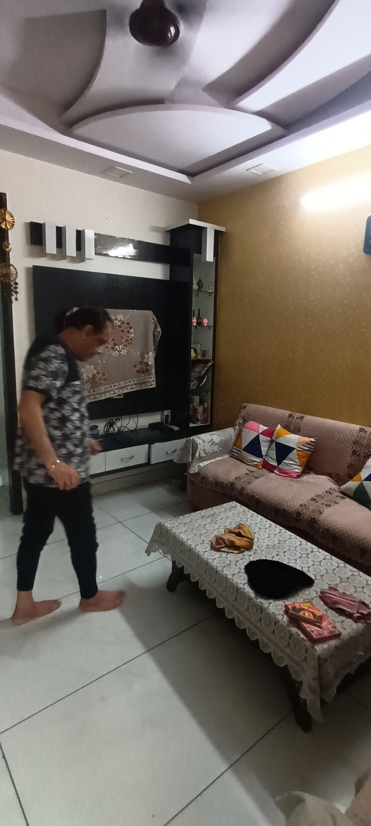 Living Room, rohini sector 8 2.5 Bedroom 650 Sq.Ft. Builder Floor In Rohini Sector 8 Delhi 8264634