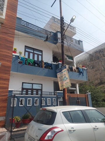 2 BHK Builder Floor For Rent in Gomti Nagar