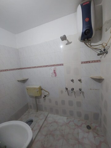 Bathroom in 2 BHK Builder Floor at Gomti Nagar – for Rent