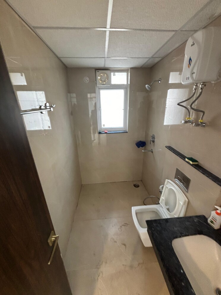 Bathroom, rishita-manhattan 3 Bedroom 1680 Sq.Ft. Apartment In Gomti Nagar Lucknow 8264779