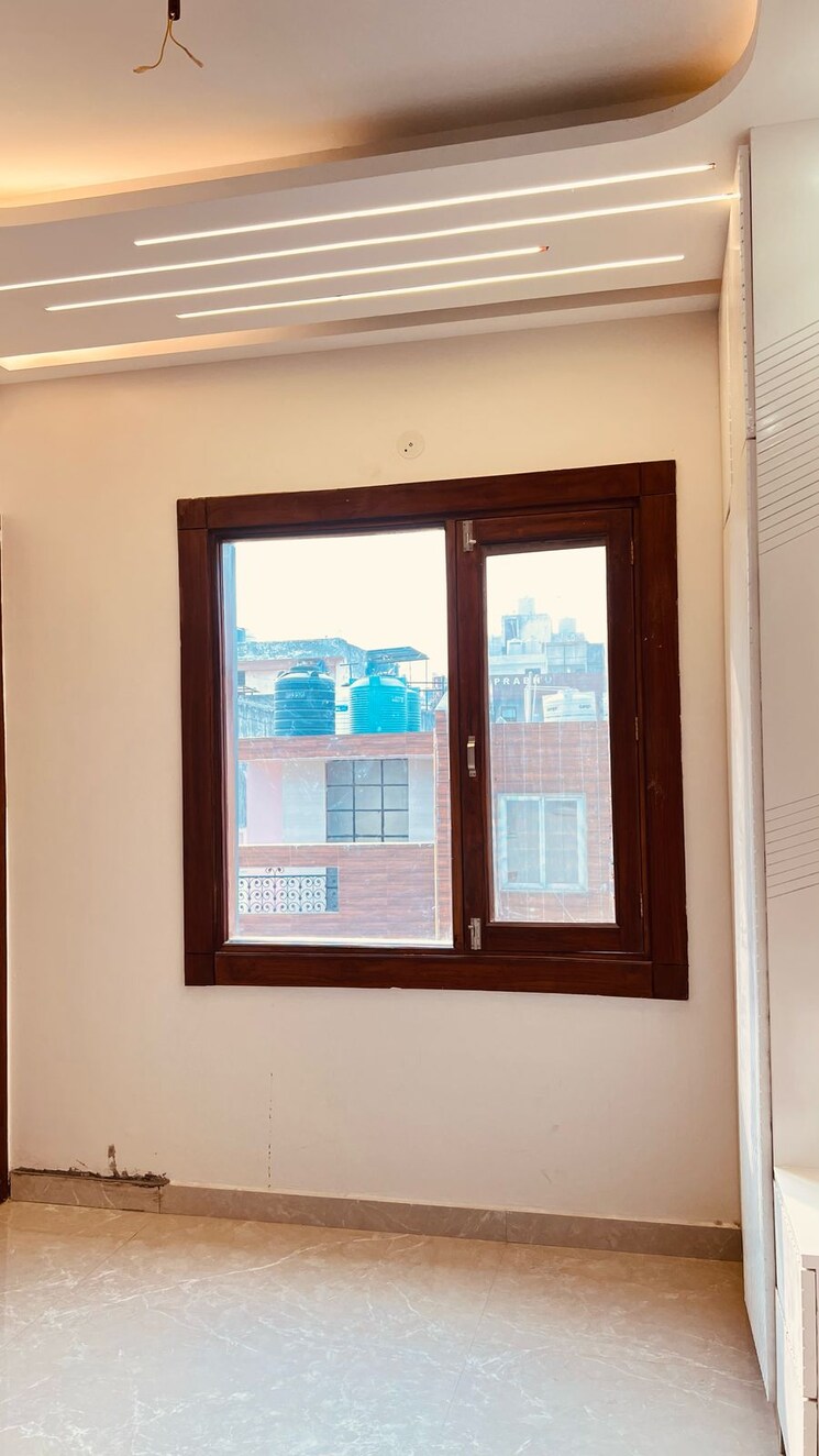 Room, sarvottam-ksn-square 3 Bedroom 1750 Sq.Ft. Apartment In Vasundhara Sector 3 Ghaziabad 8264817