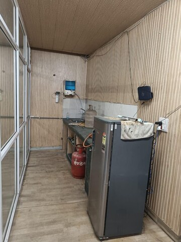 Bathroom in 5 BHK Apartment at Unitech The World Spa, Sector 30 – for Sale