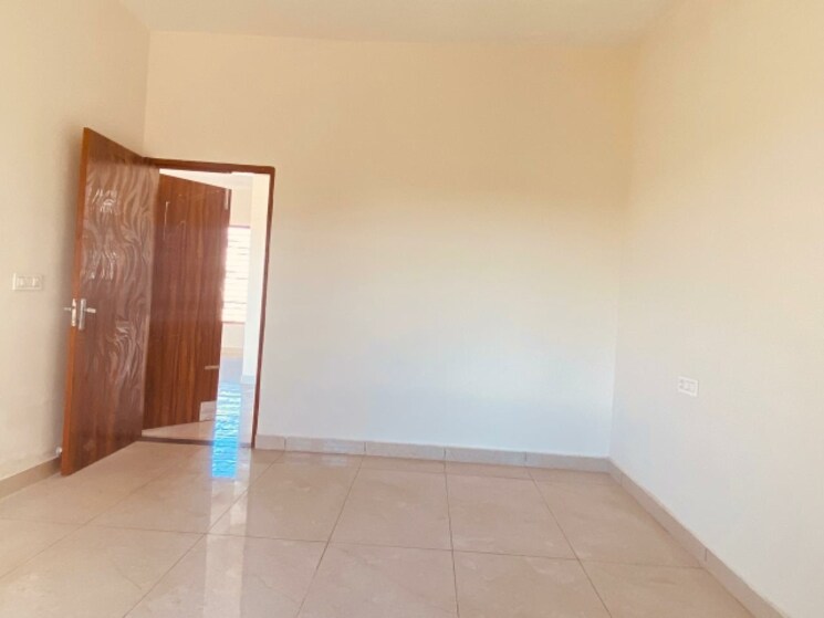 Room, sector 124 3 Bedroom 125 Sq.Yd. Independent House In Sector 124 Mohali 8264826