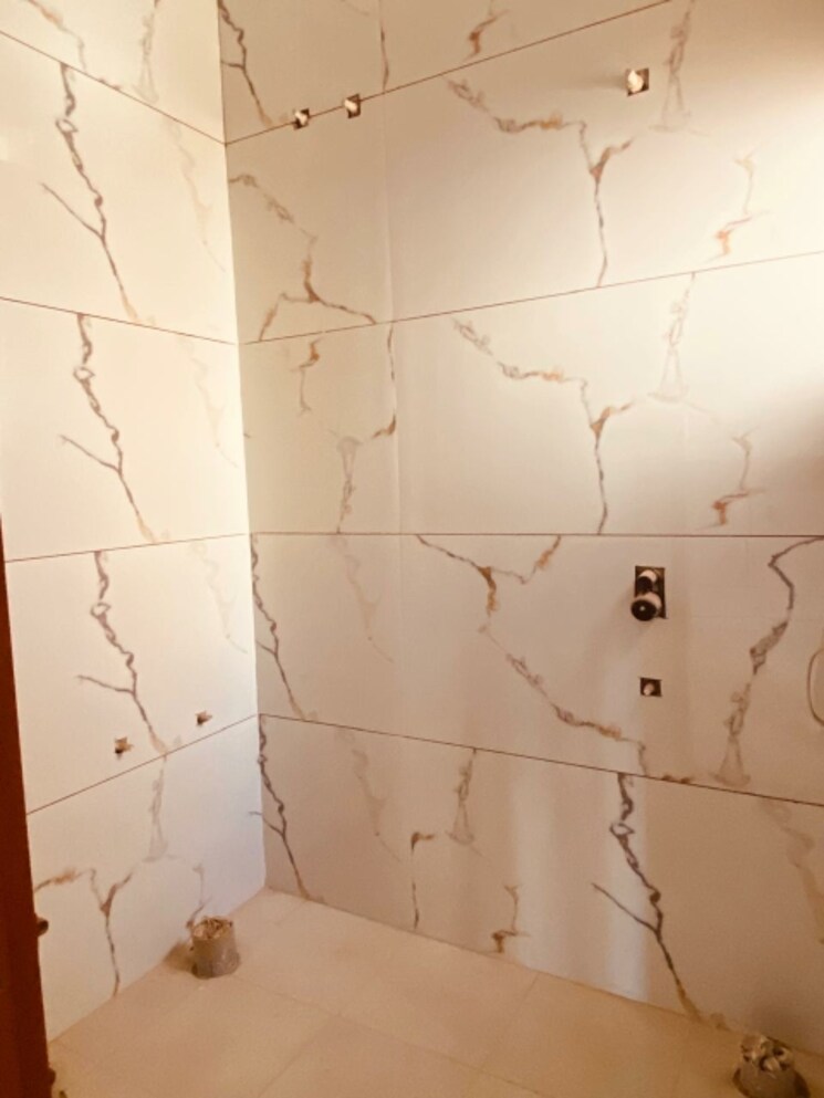 Bathroom, sector 124 3 Bedroom 125 Sq.Yd. Independent House In Sector 124 Mohali 8264826