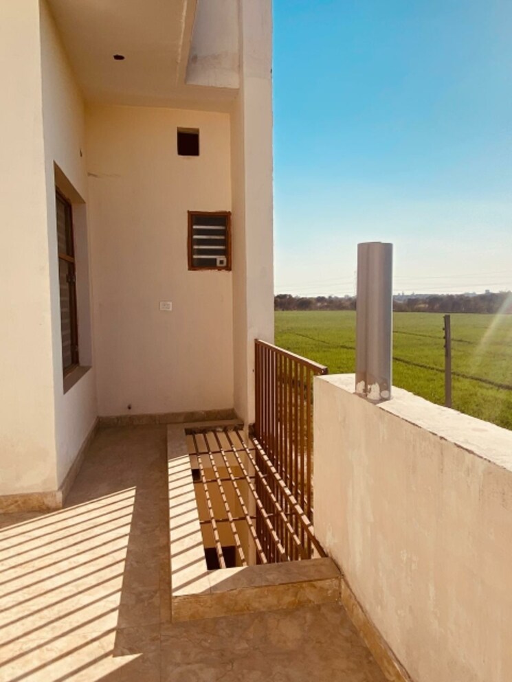 Balcony, sector 124 3 Bedroom 125 Sq.Yd. Independent House In Sector 124 Mohali 8264826