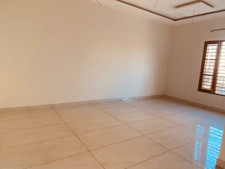 Room, sector 124 3 Bedroom 125 Sq.Yd. Independent House In Sector 124 Mohali 8264826