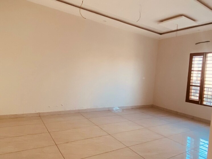 Room, sector 124 3 Bedroom 125 Sq.Yd. Independent House In Sector 124 Mohali 8264826