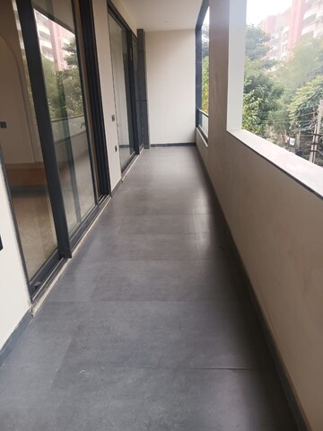 Balcony in 4 BHK Builder Floor at Sector 39 – for Sale