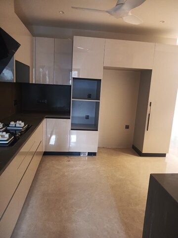Kitchen in 4 BHK Builder Floor at Sector 39 – for Sale