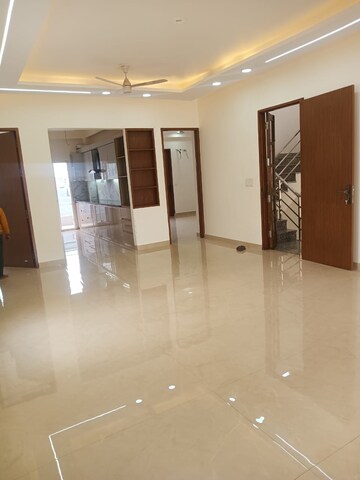 4 BHK Builder Floor For Sale in Sector 38