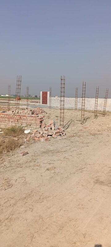  Plot For Sale in Bhopani Village