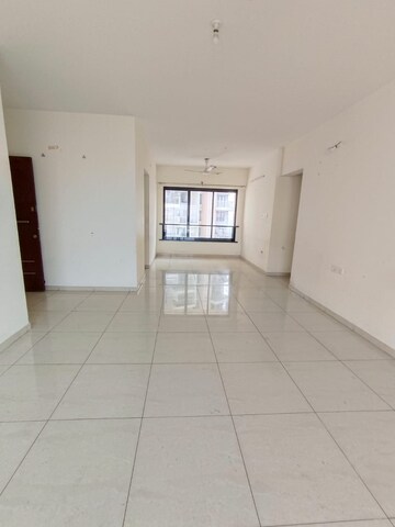 Room in 3.5 BHK Apartment at Mahindra Lifespaces Antheia, Pimpri – for Sale