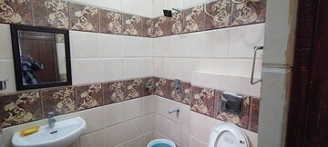 Kitchen in 3 BHK Builder Floor at Vip Road – for Rent