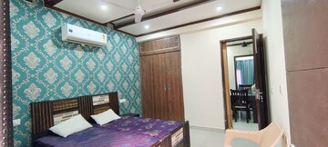Living Room in 3 BHK Builder Floor at Vip Road – for Rent