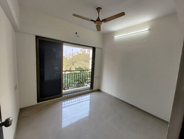 Room in 2 BHK Apartment at Surya Kiran CHS Andheri, Andheri West – for Rent