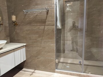 Bathroom in 3 BHK Builder Floor at Defence Colony – for Rent