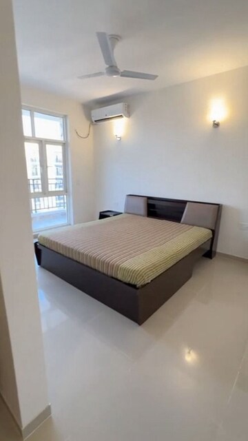 Bedroom in 3 BHK Apartment at Omaxe Waterscapes, Gomti Nagar – for Rent